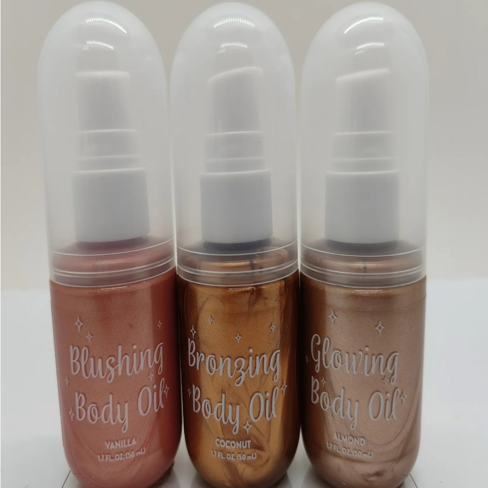 3-Piece Body Oil Set - Blushing, Bronzing, Glowing vanilla coconut and almond